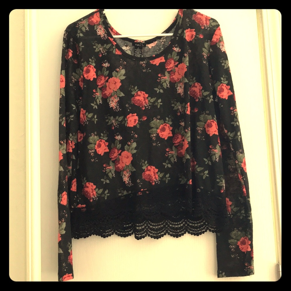Long sleeve crop top